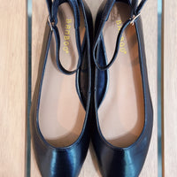 Sweep Ballet Flats