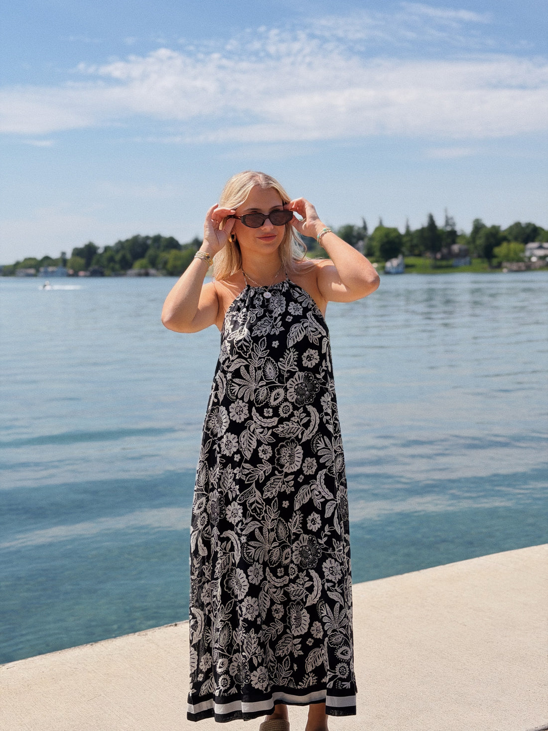 Viento Luz Floral Midi Dress