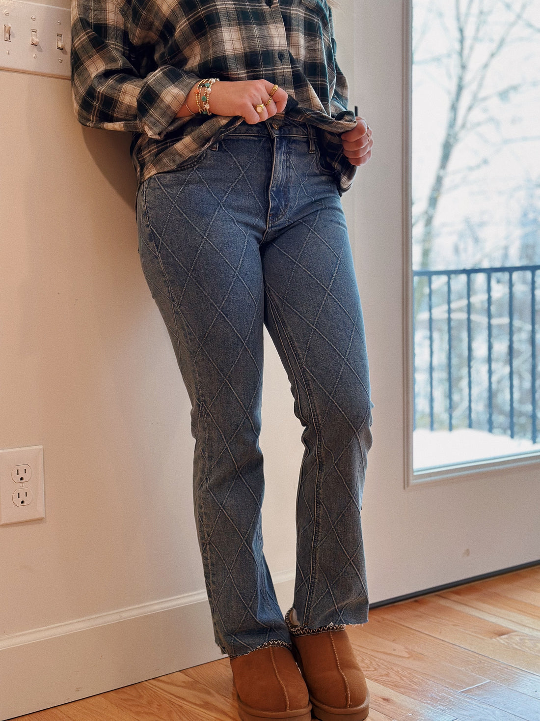 Kelsey Kick Flare Ankle: Abloom