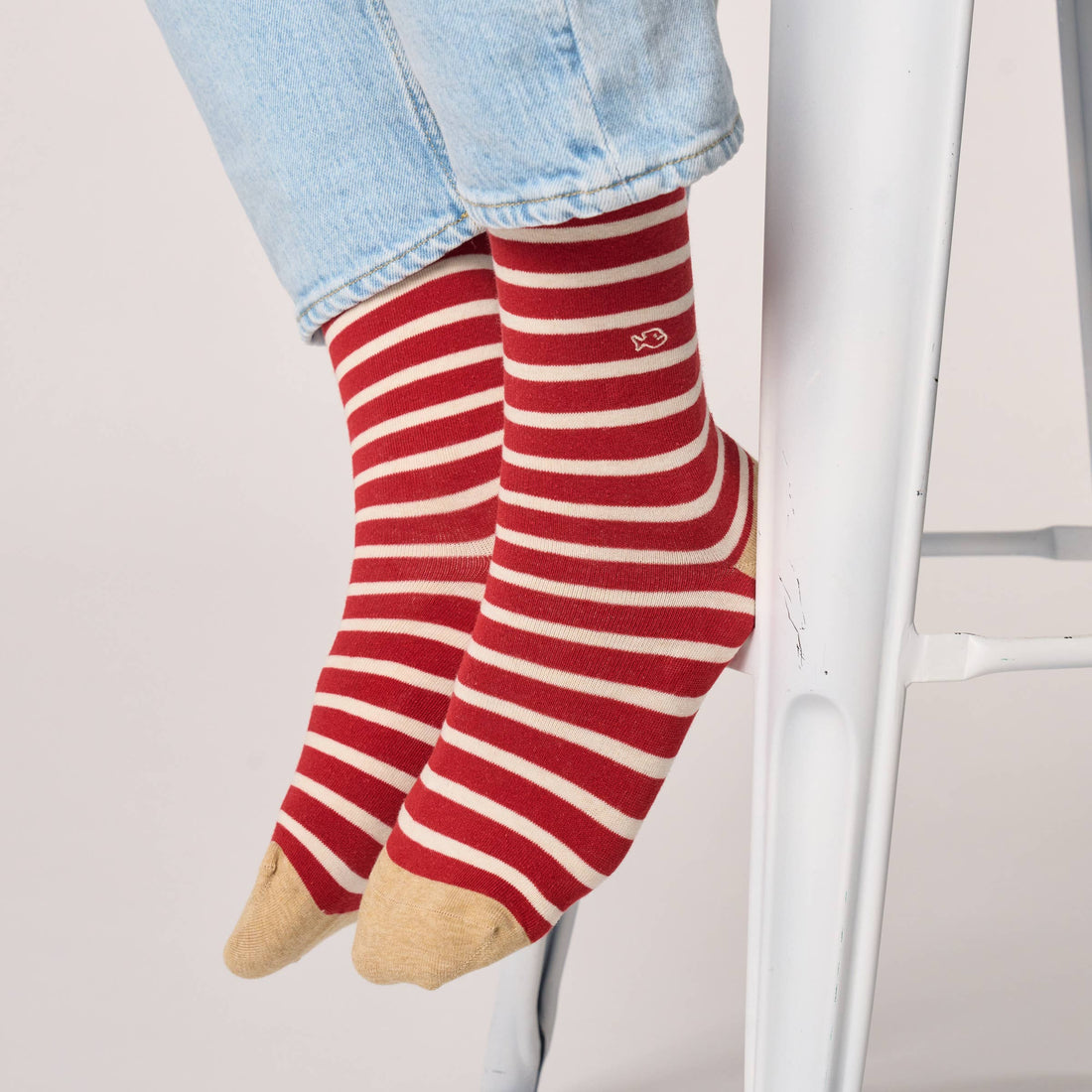 Combed cotton socks with wide stripes - Striped red