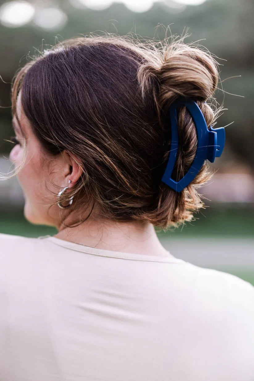 Medium Open Hair Clip