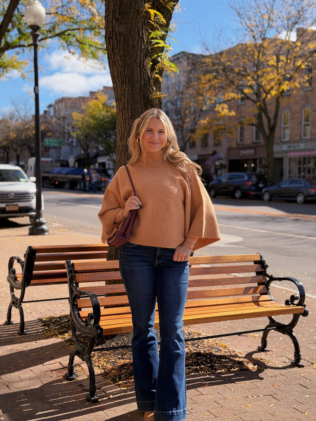 Honor Mid Rise Dark Wash Flare