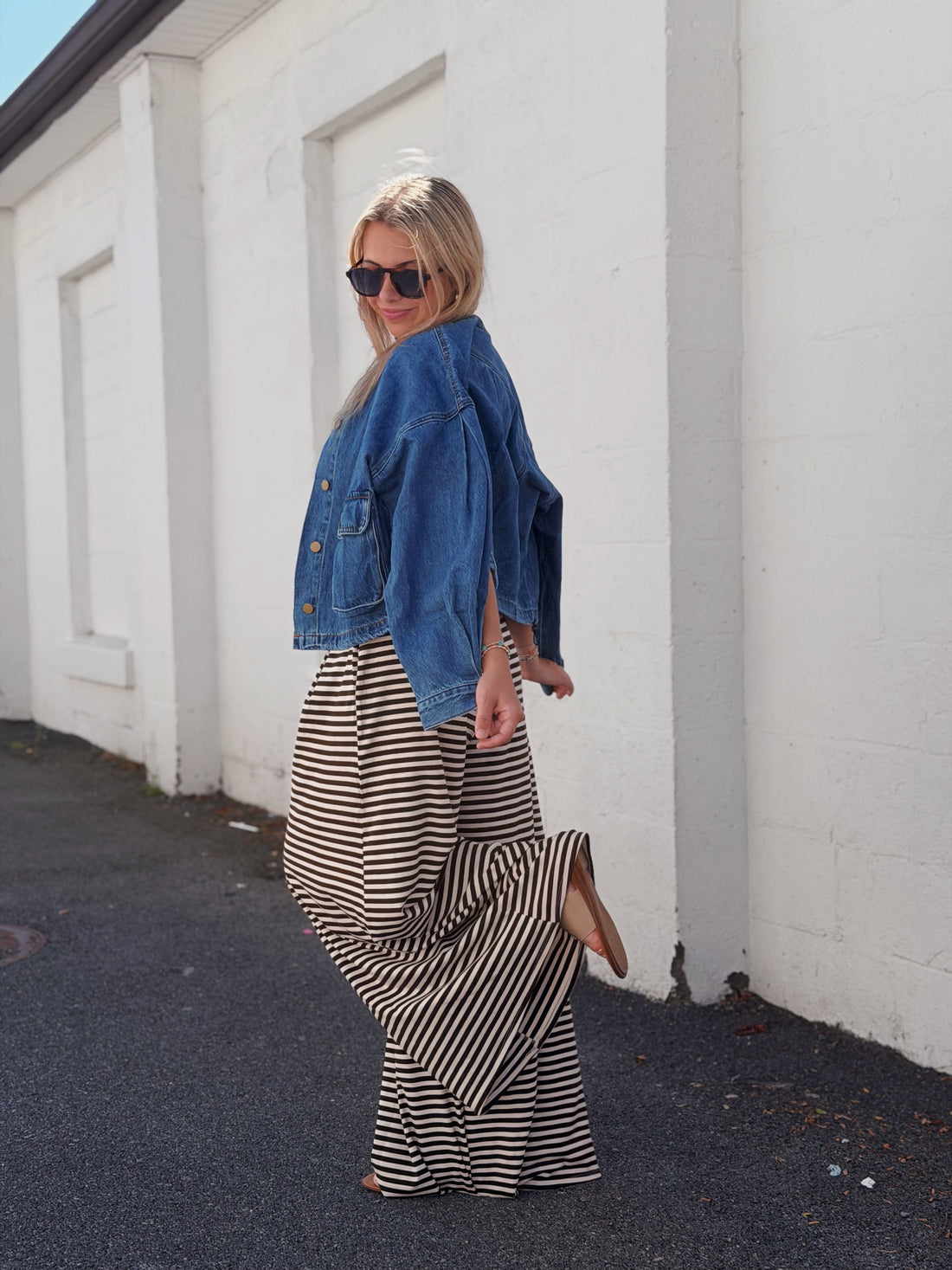 Fine Line Wide Leg Pant