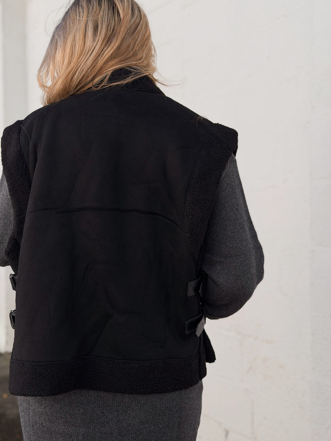 Leox Vest