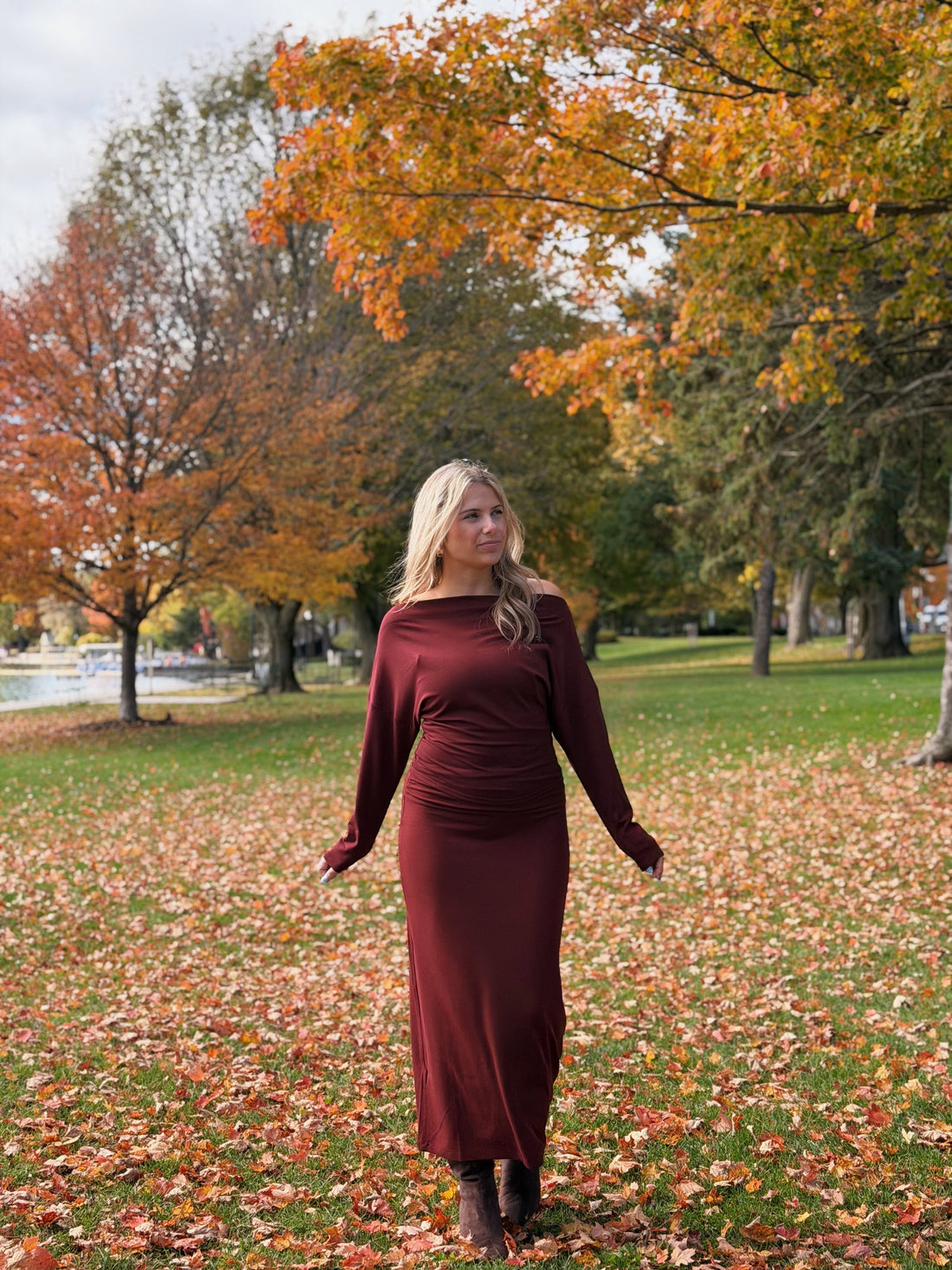 Loie Midi Skirt