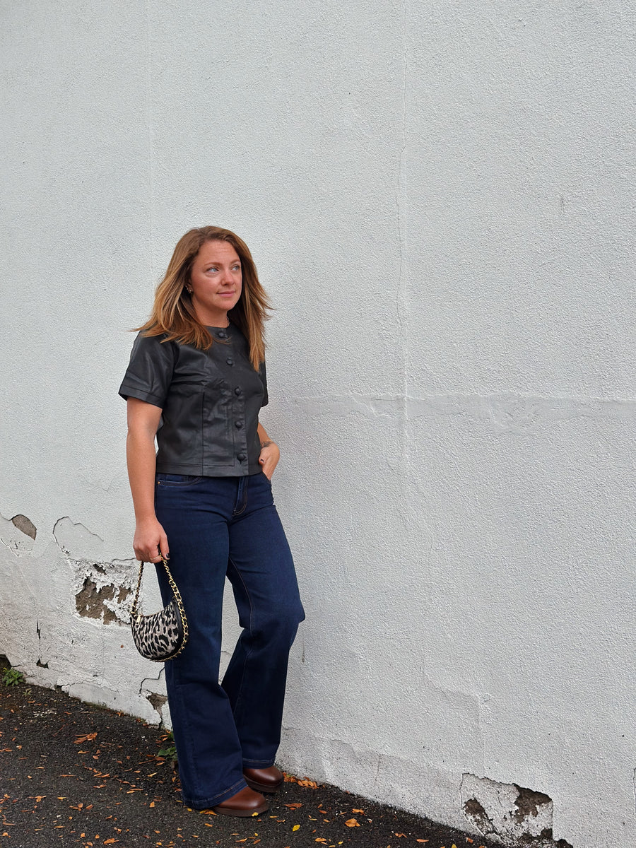 Jean High Rise Wide Leg: Attributable