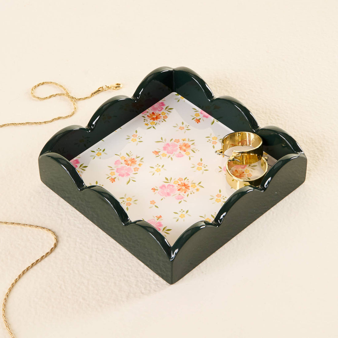 Scallop Trinket Tray: Endless Daydream Cream