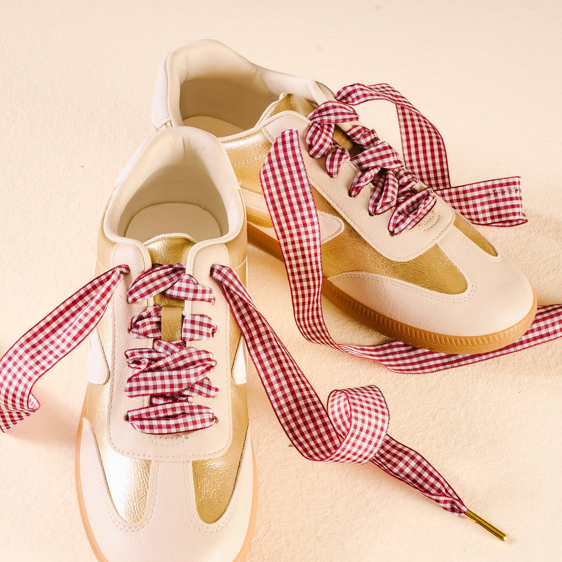 Step It Up Shoelaces: Gingham Burgundy