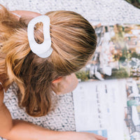 Round Flat Hair Clip | Medium | Coconut White