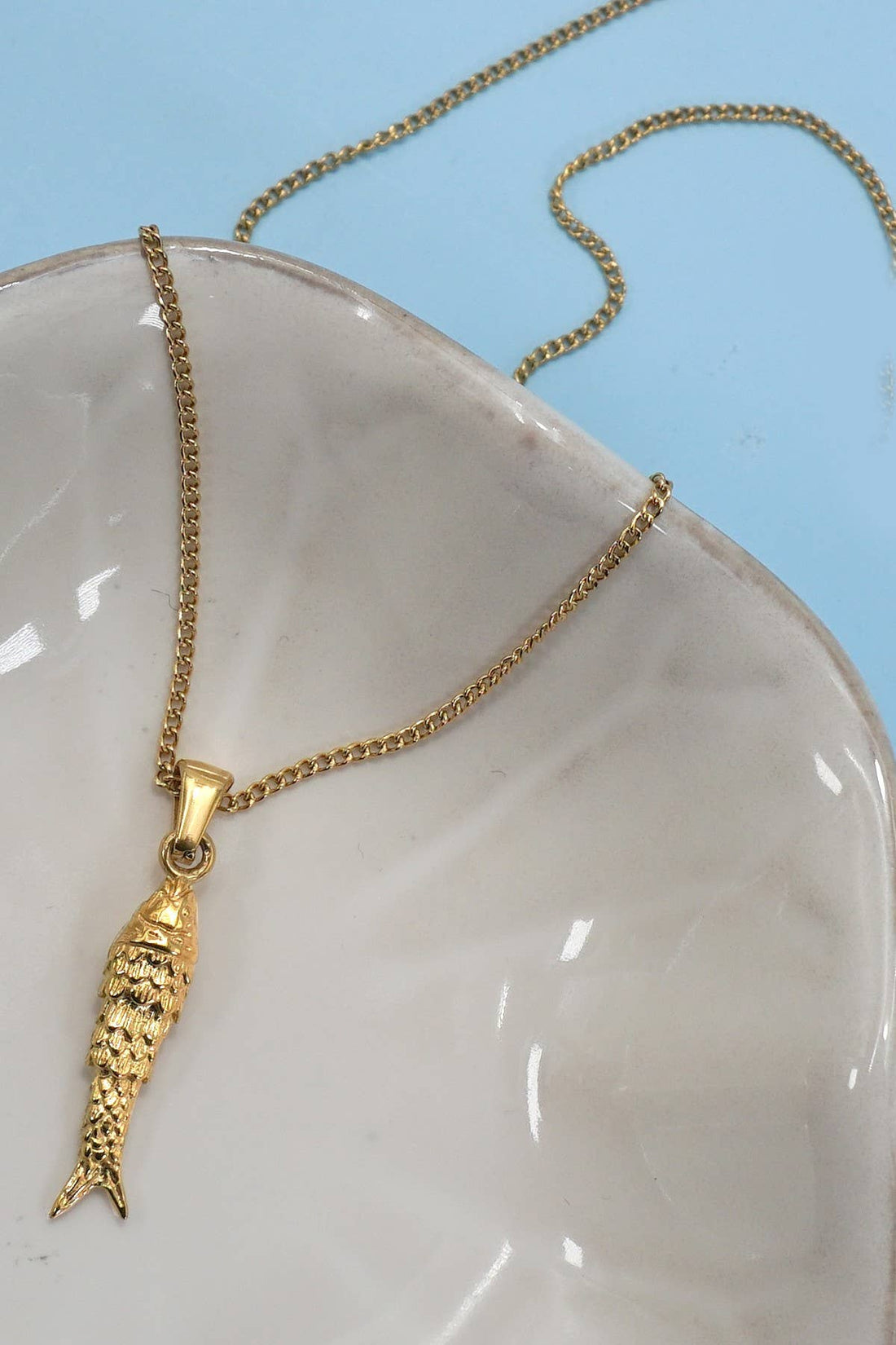 FISH NECKLACE
