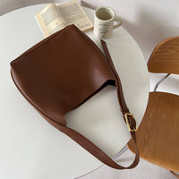 Simple Bucket Bag: Dark Brown
